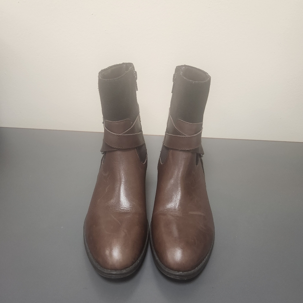 Lauren Ralph Lauren Makalia Brown Leather Booties Sz 7B